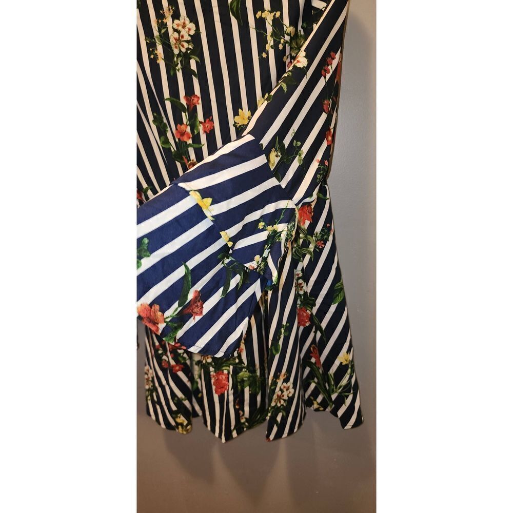 Live 4 Truth Dress - Picture 8 of 8